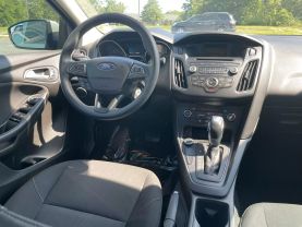 2016 Ford Focus - Image 40
