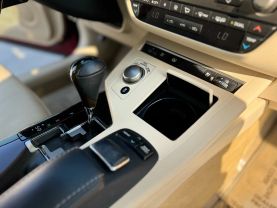 2013 LEXUS ES SEDAN V6, 3.5 LITER ES 350 SEDAN 4D