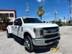 2019 Ford F350 Super Duty Crew Cab - Image 5
