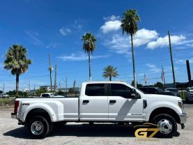 2019 Ford F350 Super Duty Crew Cab - Image 6