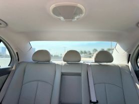 2004 MERCEDES-BENZ E-CLASS SEDAN V8, 5.0 LITER E 500 SEDAN 4D