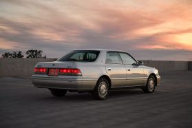 1999 TOYOTA CROWN SEDAN 2JZ-GE ROYAL SALOON ANNIVERSARY PACKAGE