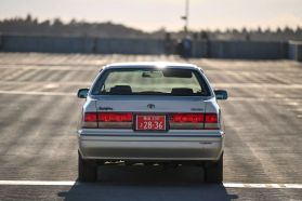 1999 TOYOTA CROWN SEDAN 2JZ-GE ROYAL SALOON ANNIVERSARY PACKAGE