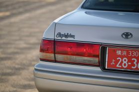 1999 TOYOTA CROWN SEDAN 2JZ-GE ROYAL SALOON ANNIVERSARY PACKAGE