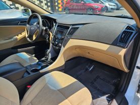 2014 HYUNDAI SONATA SEDAN 4-CYL, PZEV, 2.4 LITER GLS SEDAN 4D