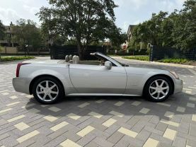 2004 CADILLAC XLR CONVERTIBLE V8, 4.6 LITER CONVERTIBLE 2D