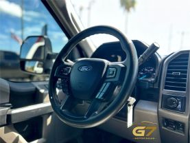 2019 Ford F350 Super Duty Crew Cab - Image 13