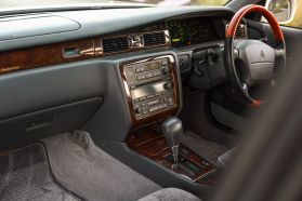 1999 TOYOTA CROWN SEDAN 2JZ-GE ROYAL SALOON ANNIVERSARY PACKAGE