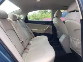 2017 Hyundai Sonata Sedan 4d - Image 23