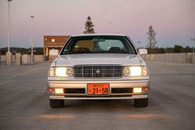 1999 TOYOTA CROWN SEDAN 2JZ-GE ROYAL SALOON ANNIVERSARY PACKAGE