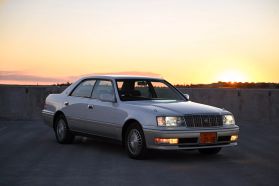 1999 TOYOTA CROWN SEDAN 2JZ-GE ROYAL SALOON ANNIVERSARY PACKAGE