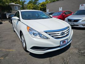 2014 HYUNDAI SONATA SEDAN 4-CYL, PZEV, 2.4 LITER GLS SEDAN 4D