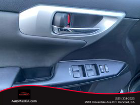 2013 LEXUS CT