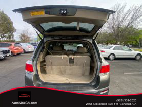 2011 TOYOTA HIGHLANDER