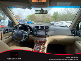 2011 TOYOTA HIGHLANDER