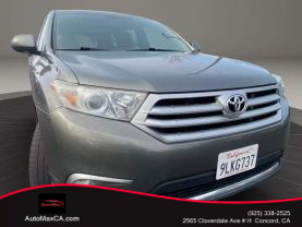 2011 TOYOTA HIGHLANDER