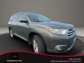 2011 TOYOTA HIGHLANDER