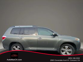 2011 TOYOTA HIGHLANDER