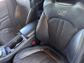 2016 CHRYSLER 200 SEDAN V6, FLEX FUEL, 3.6 LITER 200S SEDAN 4D