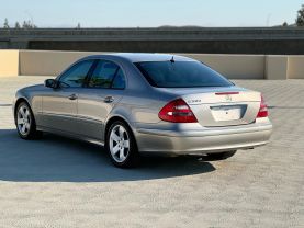 2004 MERCEDES-BENZ E-CLASS SEDAN V8, 5.0 LITER E 500 SEDAN 4D