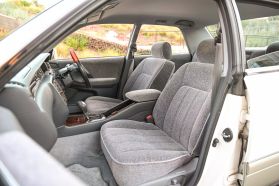 1999 TOYOTA CROWN SEDAN 2JZ-GE ROYAL SALOON ANNIVERSARY PACKAGE