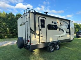 Used 2021 ROCKWOOD BY FOREST RIVER MINI LITE TRAVEL TRAILER - 2205S - LA Auto Star located in Virginia Beach, VA