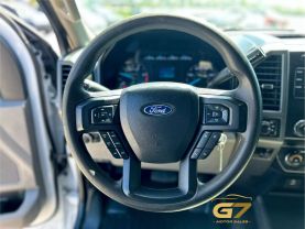 2019 Ford F350 Super Duty Crew Cab - Image 19