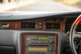 1999 TOYOTA CROWN SEDAN 2JZ-GE ROYAL SALOON ANNIVERSARY PACKAGE