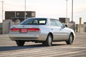 1999 TOYOTA CROWN SEDAN 2JZ-GE ROYAL SALOON ANNIVERSARY PACKAGE