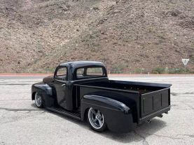 1952 FORD F-1 - V8 -