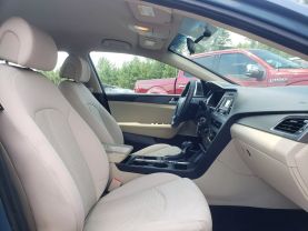 2017 Hyundai Sonata Sedan 4d - Image 28