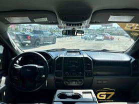 2019 Ford F350 Super Duty Crew Cab - Image 12