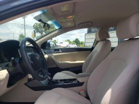 2017 Hyundai Sonata Sedan 4d - Image 10