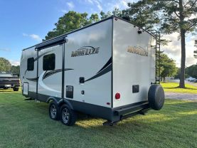 Used 2021 ROCKWOOD BY FOREST RIVER MINI LITE TRAVEL TRAILER - 2205S - LA Auto Star located in Virginia Beach, VA