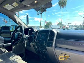2019 Ford F350 Super Duty Crew Cab - Image 22