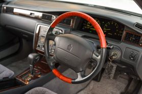 1999 TOYOTA CROWN SEDAN 2JZ-GE ROYAL SALOON ANNIVERSARY PACKAGE