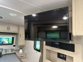 Used 2021 ROCKWOOD BY FOREST RIVER MINI LITE TRAVEL TRAILER - 2205S - LA Auto Star located in Virginia Beach, VA