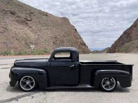 1952 FORD F-1 - V8 -