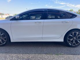 2016 CHRYSLER 200 SEDAN V6, FLEX FUEL, 3.6 LITER 200S SEDAN 4D