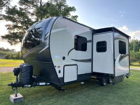 Used 2021 ROCKWOOD BY FOREST RIVER MINI LITE TRAVEL TRAILER - 2205S - LA Auto Star located in Virginia Beach, VA