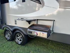Used 2021 ROCKWOOD BY FOREST RIVER MINI LITE TRAVEL TRAILER - 2205S - LA Auto Star located in Virginia Beach, VA