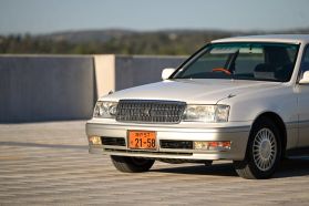 1999 TOYOTA CROWN SEDAN 2JZ-GE ROYAL SALOON ANNIVERSARY PACKAGE