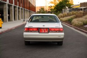 1999 TOYOTA CROWN SEDAN 2JZ-GE ROYAL SALOON ANNIVERSARY PACKAGE