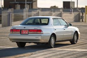 1999 TOYOTA CROWN SEDAN 2JZ-GE ROYAL SALOON ANNIVERSARY PACKAGE