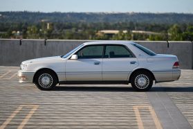 1999 TOYOTA CROWN SEDAN 2JZ-GE ROYAL SALOON ANNIVERSARY PACKAGE