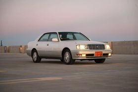 1999 TOYOTA CROWN SEDAN 2JZ-GE ROYAL SALOON ANNIVERSARY PACKAGE