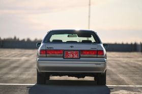 1999 TOYOTA CROWN SEDAN 2JZ-GE ROYAL SALOON ANNIVERSARY PACKAGE