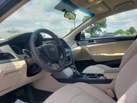 2017 Hyundai Sonata Sedan 4d - Image 12