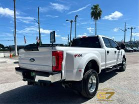 2019 Ford F350 Super Duty Crew Cab - Image 8