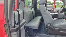 2015 Ford F350 Super Duty Super Cab Xlt Utility 4x4 - Image 23